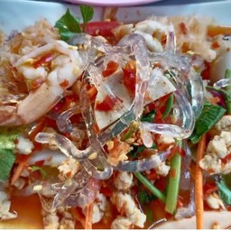 ยำเส้นแก้วรวมมิตร