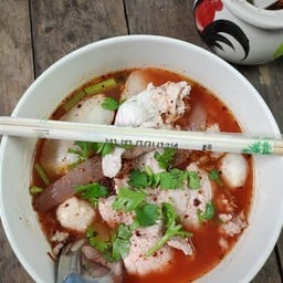 กินเตี๋ยวมั้ย