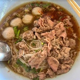 หมี่ชิ้นสด