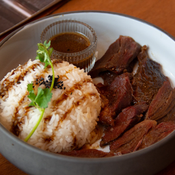 ข้าวหน้าเนื้ออบ