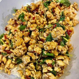 ข้าวกะเพราหมูสับ***แนะนำ