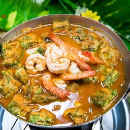 แกงส้มชะอมกุ้ง