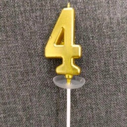 เทียนตัวเลขสีทอง 4