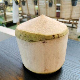 น้ำมะพร้าวลูก