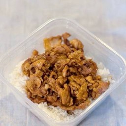 ข้าวราดหมูหวาน