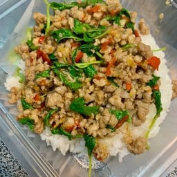 ข้าวกะเพราหมูสับ