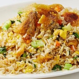 ข้าวผัดปลาสลิด