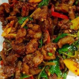 ผัดเผ็ดเก้ง