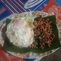 กระเพราคุณยาย