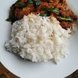 หมูผัดพริกแกงราดข้าว