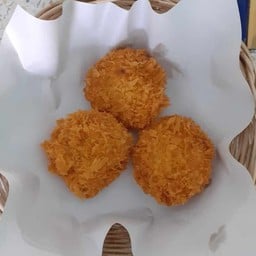 นักเก็ตกุ้งชีส 3 ชิ้น