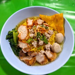 บะหมี่รวมหมู