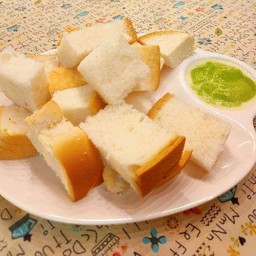 ขนมปังนึ่ง-สังขยา