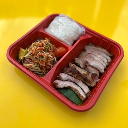 อีหล่าบ๊อกเซ็ท 3 [ส้มตำไทย,คอหมูย่าง,ข้าวเหนียว]