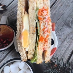 ไข่ดาวนึ่งปูอัดไข่กุ้ง