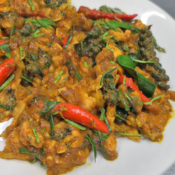 ผัดเผ็ดไก่