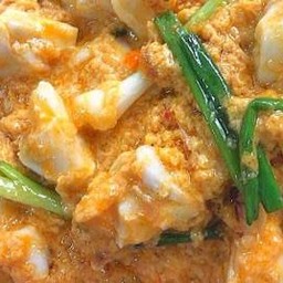 เนื้อปูก้อนเล็กผัดผงกะหรี่