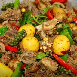 รังไข่อ่อนไก่ผัดเผ็ด