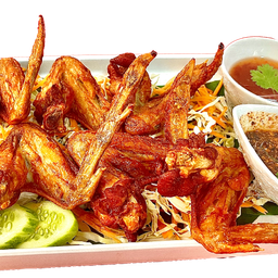 ปีกไก่ทอดน้ำปลา