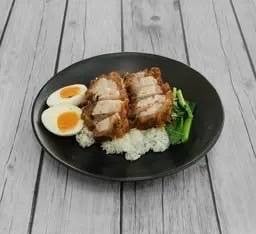 ข้าวหมูกรอบ