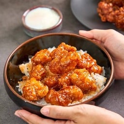 ข้าวหน้าไก่ทอด - ซอสกระเทียม