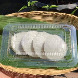 ขนมถ้วยใบเตย