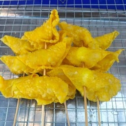 เกี้ยวห่อไข่(ไม้)