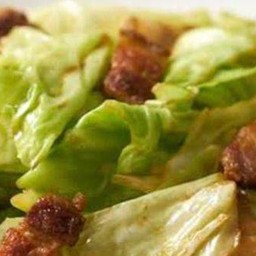 กระหล่ำผัดน้ำปลาใส่หมู