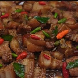 หมูผัดกะปิ