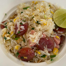 ข้าวผัดแหนม x กุนเชียง