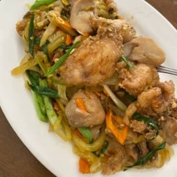 ปลากะพงผัดเห็ดฟางผัดกาดดอง