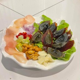 ไข่เยี่ยวม้าทรงเครื่อง