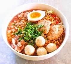 ป้ารัตน์หน้าฟาร์ม