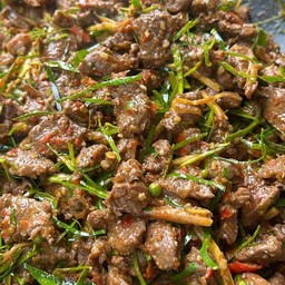 เก้งผัดเผ็ด