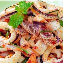 พล่าปลาหมึก