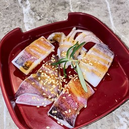 ปลาหมึกสด