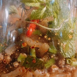 ลาบหนังหมูเมืองพิจิตร