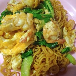 ผัดมาม่า