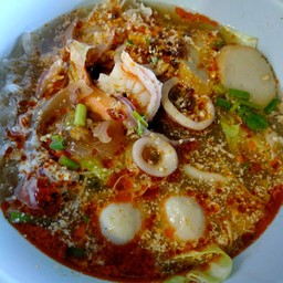 ก๋วยเตี๋ยวต้มยำทะเล