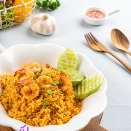 ข้าวผัดมันกุ้งใส่กุ้ง