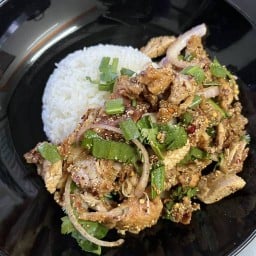 ข้าวยำไก่แซ่บรวยไม่เลิก ข้าวยำ.
