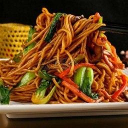 084   肉丝炒面 ผัดบะหมี่หมูเส้น