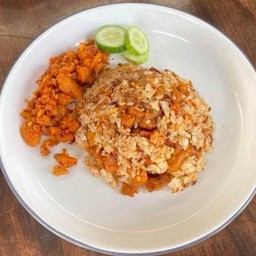 ข้าวผัดน้ำพริกกากหมู
