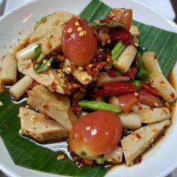 ส้มตำ ยำ แซ่บนัว คลอง1 ซอยรังสิต-นครนายก 30 หลัง ลุมพินีคลอง 1