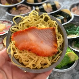 ติ่มซำบะหมี่เหลือง+หมูแดง