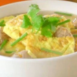 แกงจืด (ไข่น้ำ) ผักกาดขาวหมูสับ (กับข้าว)