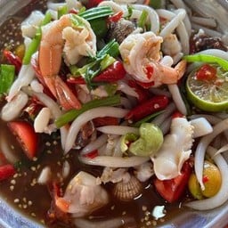 ตำด๊องแด๊งทะเล กุ้ง หอย หมึก หมูยอ