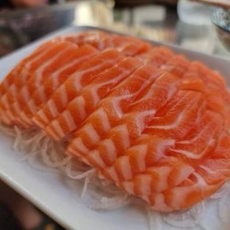 Salmon sashimi 300g