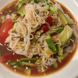 [อร่อยซ่ากับโค้ก] ตำซั่วแตง+  โค้ก ออริจินัล (กระป๋อง)