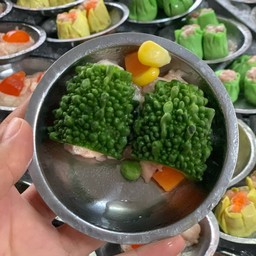 หมูมะระขี้นก
